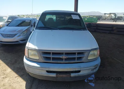 1998 Ford F-250 Lariat/Standard/Xl/Xlt from USA, damaged, VIN 1FTRF2767WKB29569